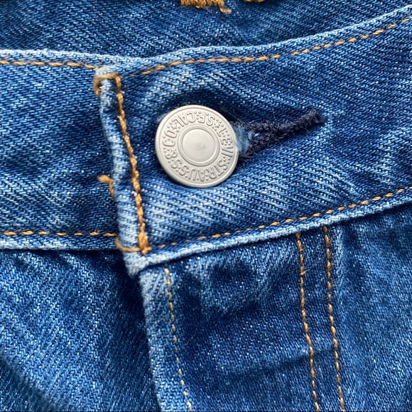 Levi’s 501 Short - Picture 2 of 5